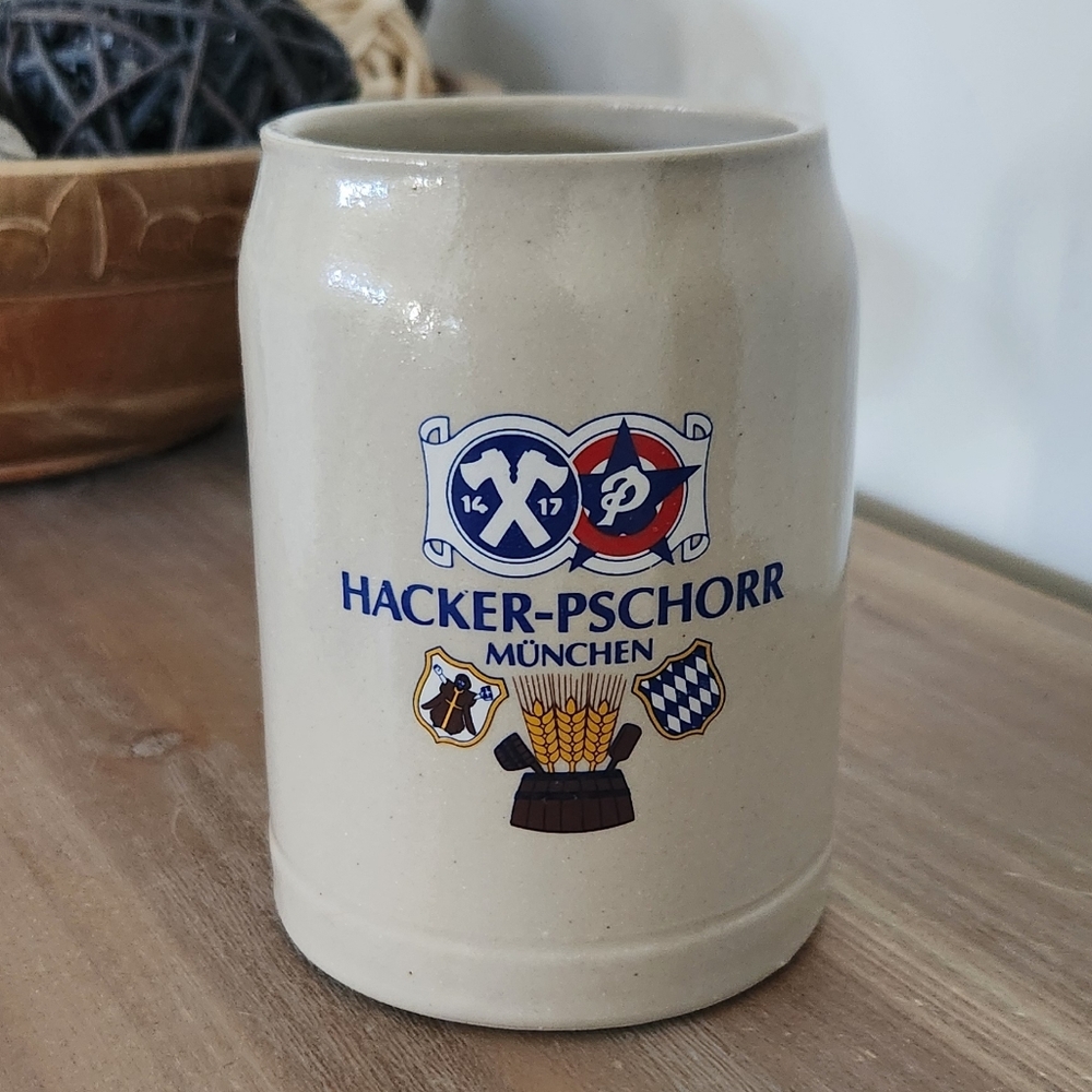 VNTG Hacker-Pschorr München Stoneware Beer Mug - Traditional German Stein